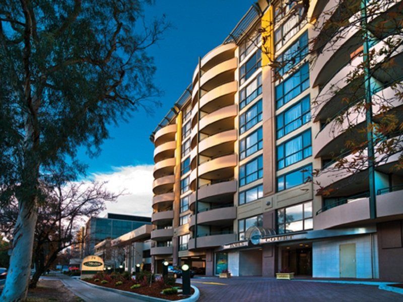 Adina Serviced Apartments Canberra James Court Eksteriør billede
